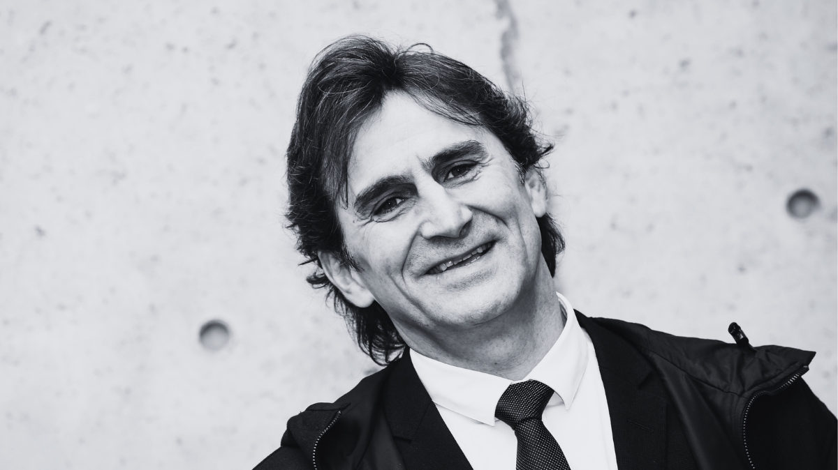 Quadruple champion paralympique en para cyclisme, l'ancien pilote automobile Alex Zanardi est mort