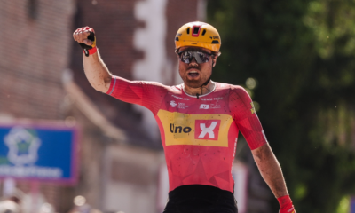 Rasmus Tiller remporte une 3e étape folle sur les pavés aux 4 Jours de Dunkerque
