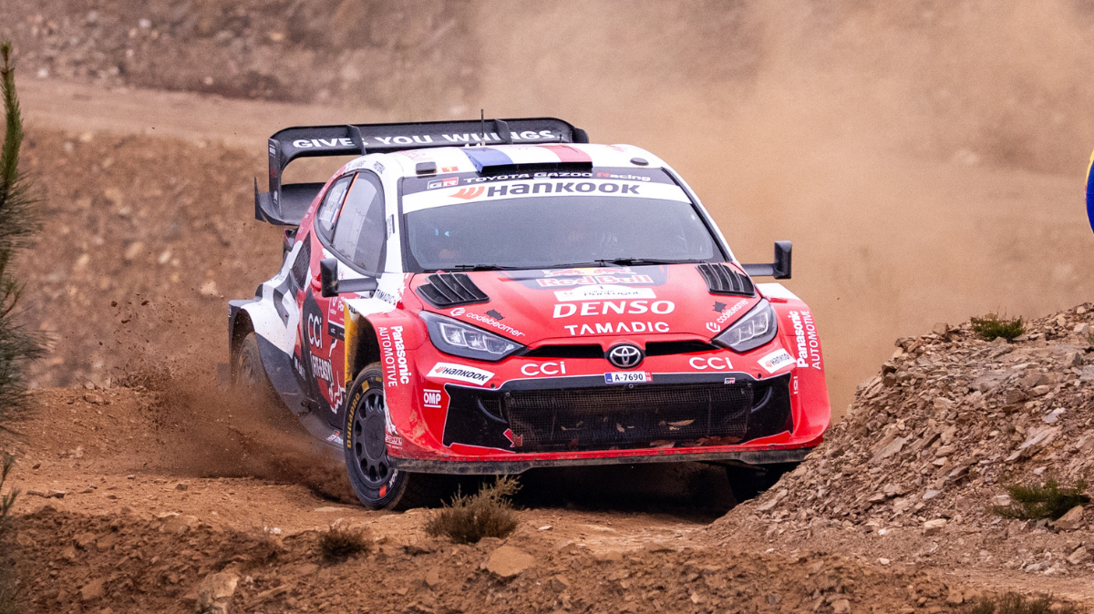 Sébastien Ogier s'empare de la tête du Rallye du Portugal, Thierry Neuville tient la cadence