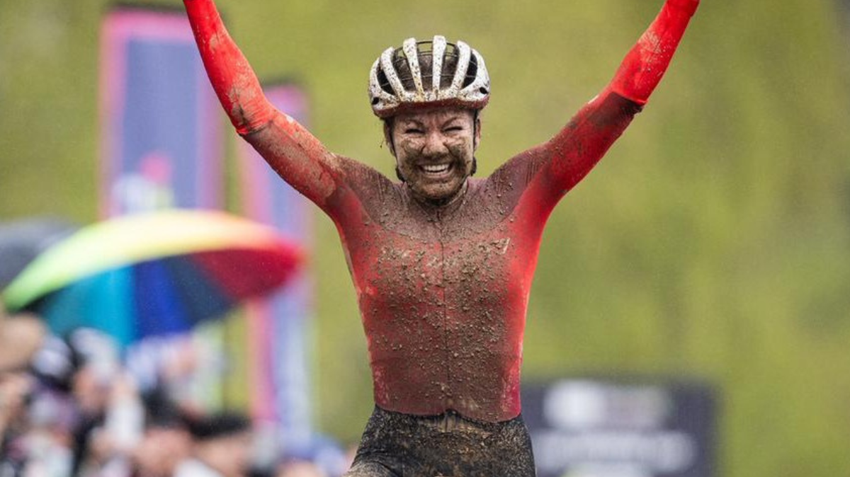 Sina Frei réalise le doublé en remportant le XCO de YongPyong