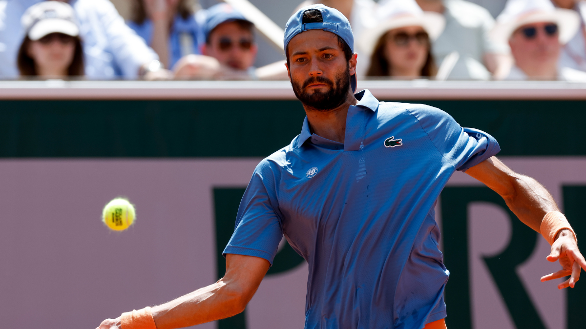 Titouan Droguet sorti par Jakub Mensik, cinquième défaite française ce dimanche à Roland-Garros
