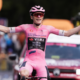 Un Jonas Vingegaard puissance 4 remporte la 16e étape du Tour d'Italie et conforte son maillot rose