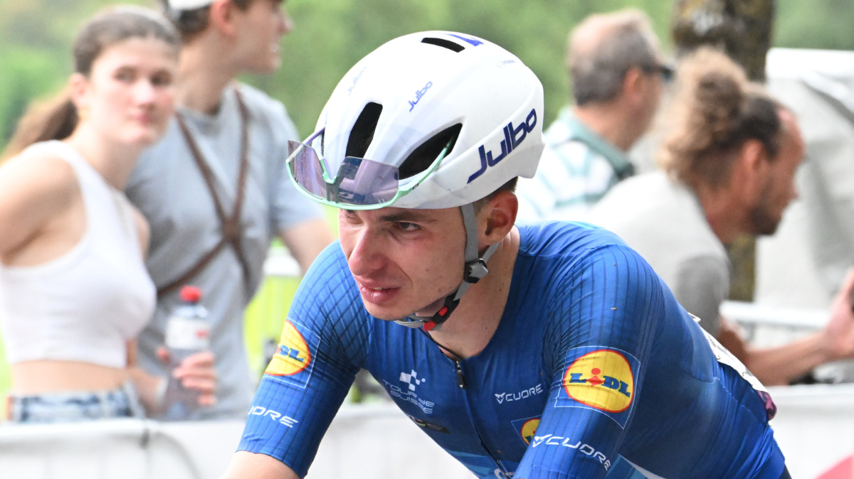 Classement UCI par équipes Groupama-FDJ United dans la zone rouge, UAE Team Emirates-XRG caracole en tête