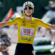 En démonstration, Tadej Pogačar lève encore les bras sur la dernière étape et remporte le Tour de Suisse 2026