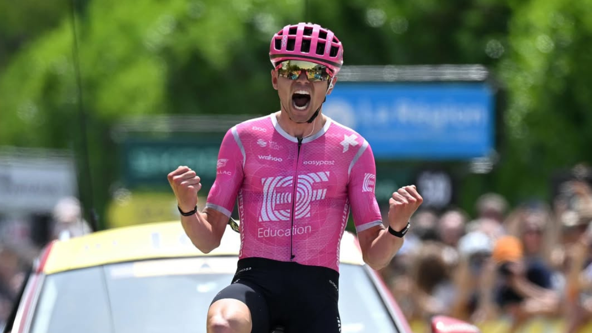 Exploit d'Alex Baudin, vainqueur en solitaire de la première étape du Tour Auvergne-Rhône-Alpes !
