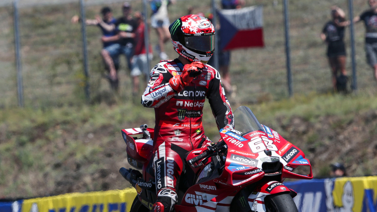 Francesco Bagnaia s'impose pour la première fois en course sprint en 2026 à Brno