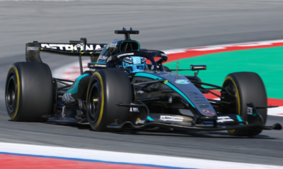 George Russell s'empare de la pole position devant Lewis Hamilton à Barcelone