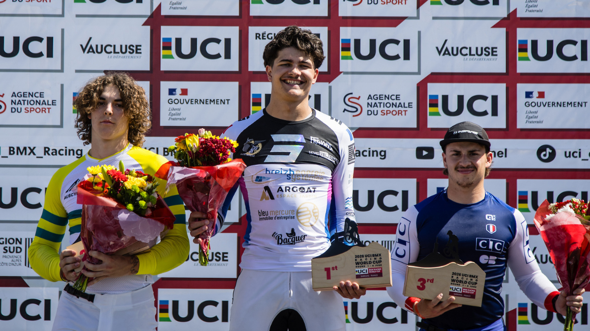 Jaymio Brink frustre les Bleus du BMX Racing pour la reprise de la Coupe du monde à Sarrans, Léo Le Bougeant royal chez les U23