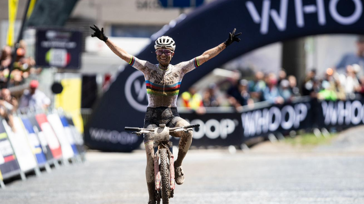 Jenny Rissveds s'impose en patronne sur le XCO de Leogang