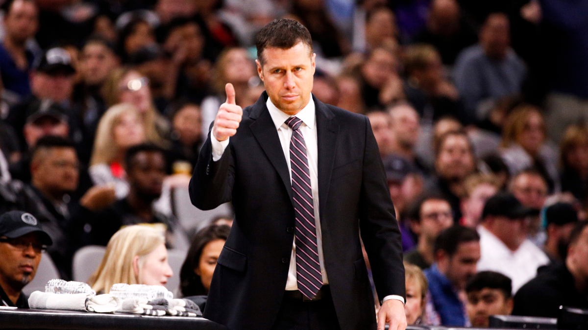 Le Paris Basket cherche un nouvel entraîneur un coach NBA réputé sur les tablettes