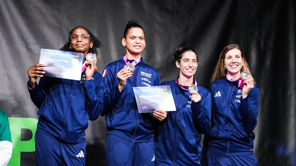 Les Bleues de l'épée triomphent de la Hongrie et redeviennent championnes d'Europe par équipes !