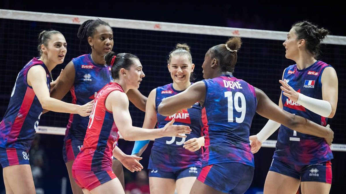 Les Bleues du volley renversent l'Ukraine et ouvrent enfin leur compteur en Ligue des nations