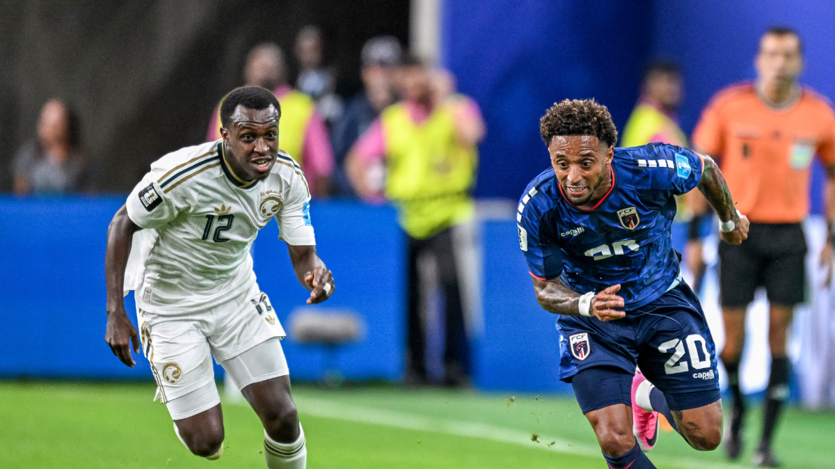 Les enseignements de Cap-Vert vs Arabie Saoudite Les Requins Bleus historiques, l'Arabie Saoudite amorphe