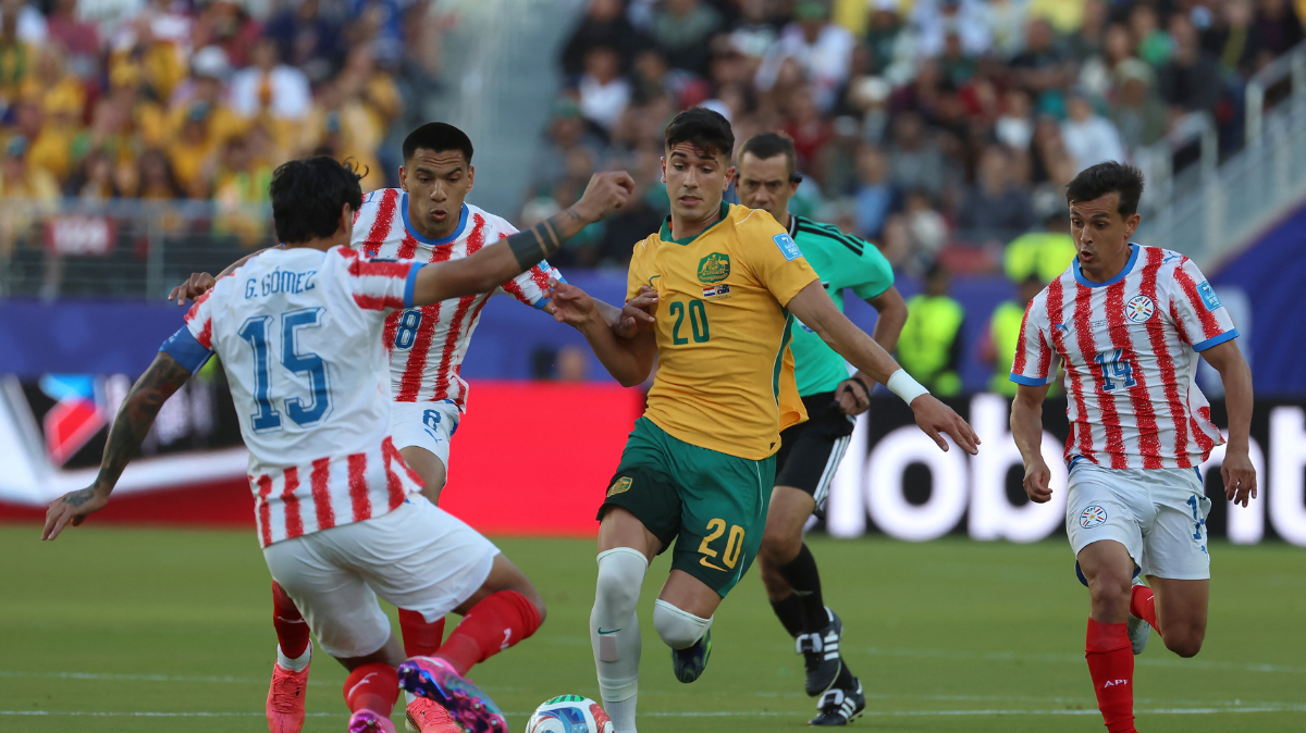 Les tops et flops de Paraguay-Australie l’atout maître Orlando Gill, les Socceroos récompensés