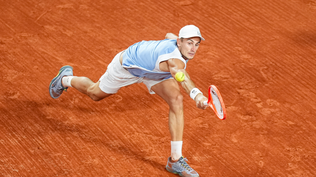 Matteo Arnaldi forfait, Flavio Cobolli rejoint Alexander Zverev en finale de Roland-Garros