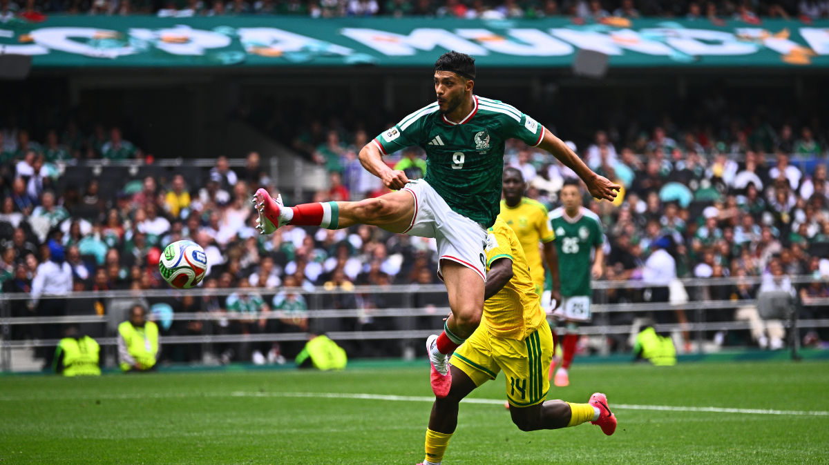 Raúl Jimenez est éternel, soirée rouge au stade Azteca les 5 enseignements de Mexique-Afrique du Sud