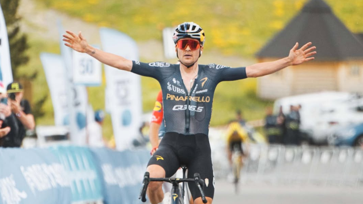 Tom Pidcock assume son statut de favori et remporte l'Andorra MoraBanc Clàssica