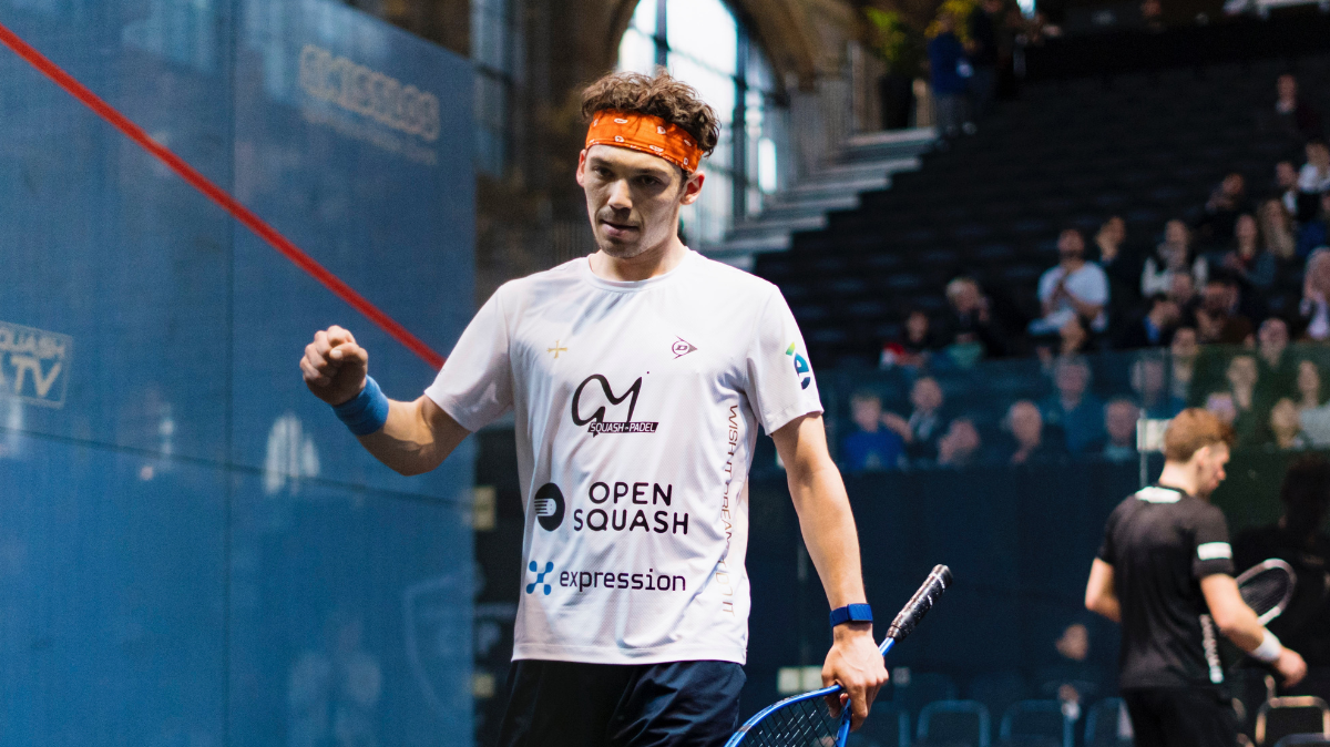 Victor Crouin cède contre Diego Elias dès les quarts des finales mondiales de squash à Paris