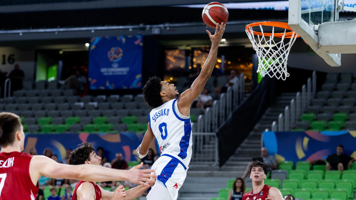 EuroBasket U20 (H) : Bousculés par la Pologne, les Bleuets se qualifient par la petite porte en quarts de finale