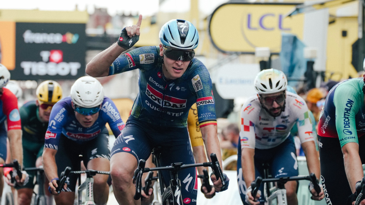 Harcelé toute la journée, Tim Merlier rafle sa 3e étape sur le Tour de France 2026 à Chalon-sur-Saône (1)