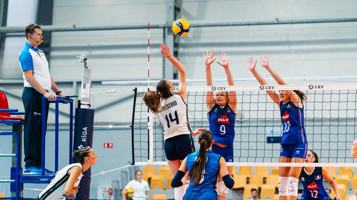 Les Bleuettes du volley tombent contre l'Italie et joueront pour le bronze à l'Euro U18