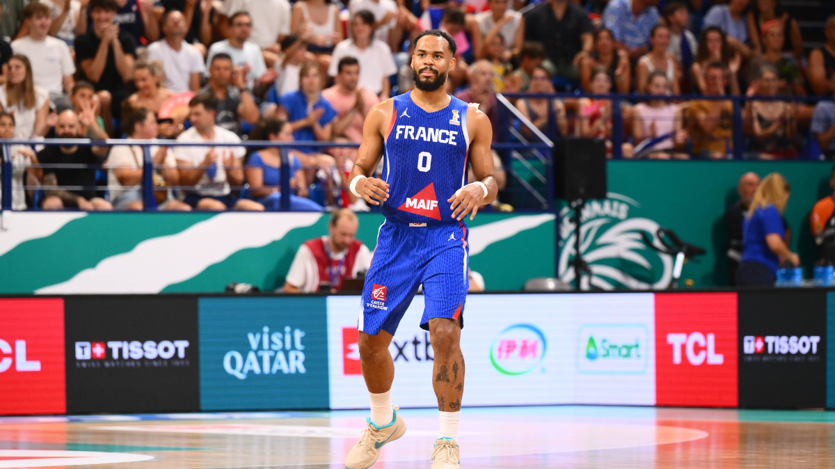 Les Bleus écrasent la Finlande et bouclent le 1er tour des qualifications à la Coupe du monde en tête de leur groupe