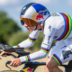 Remco Evenepoel survole le contre-la-montre de la 16e étape, Paul Seixas au pied du podium