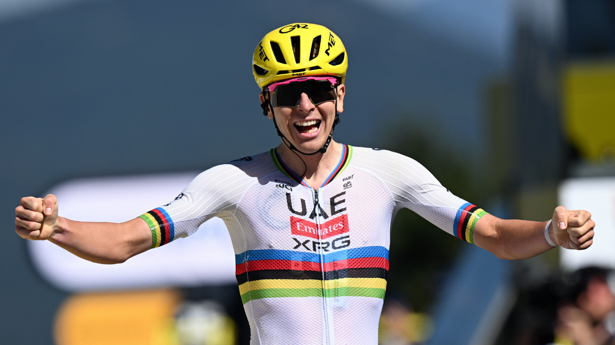 Tadej Pogačar frappe déjà fort aux Angles sur le Tour de France 2026 (1)