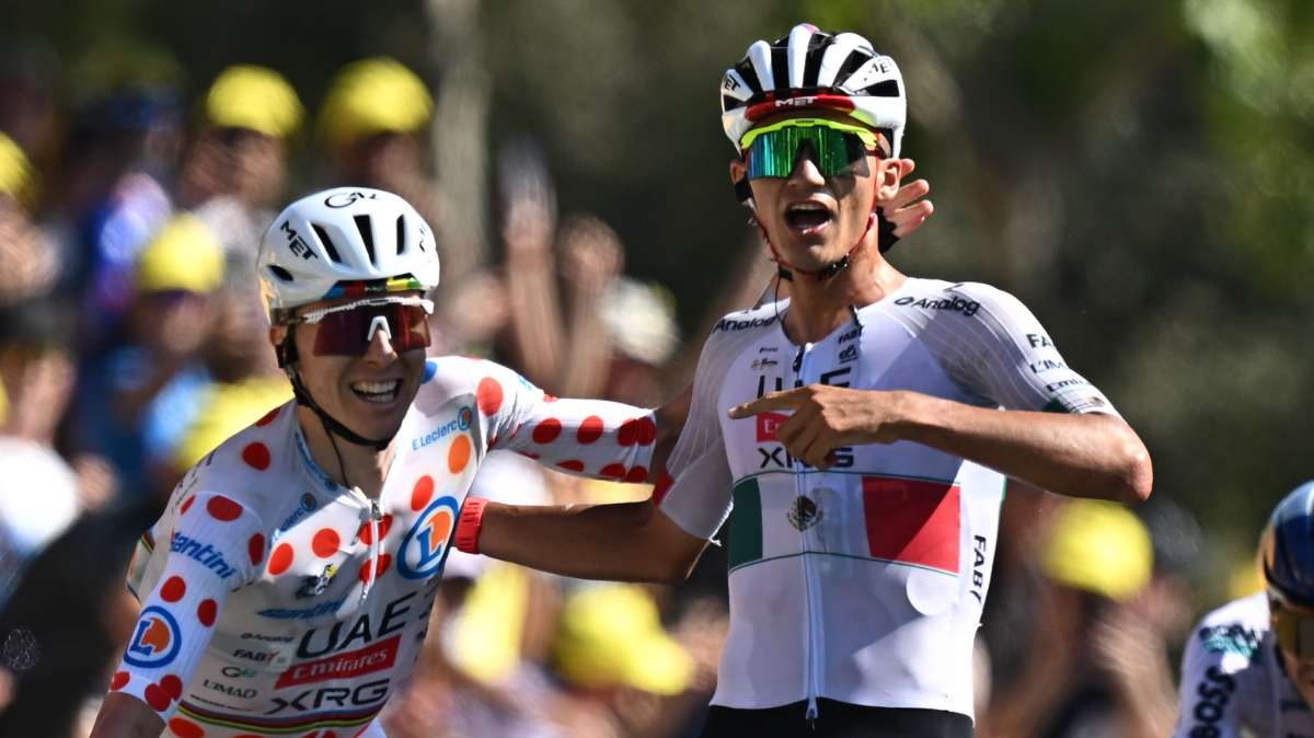 Tadej Pogacar offre la victoire à Isaac Del Toro sur la 2e étape du Tour de France, Jonas Vingegaard reste en jaune