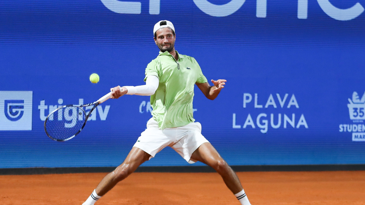 Titouan Droguet s’offre une première victoire contre Luca Van Assche et rallie les quarts de l’ATP 250 d’Umag
