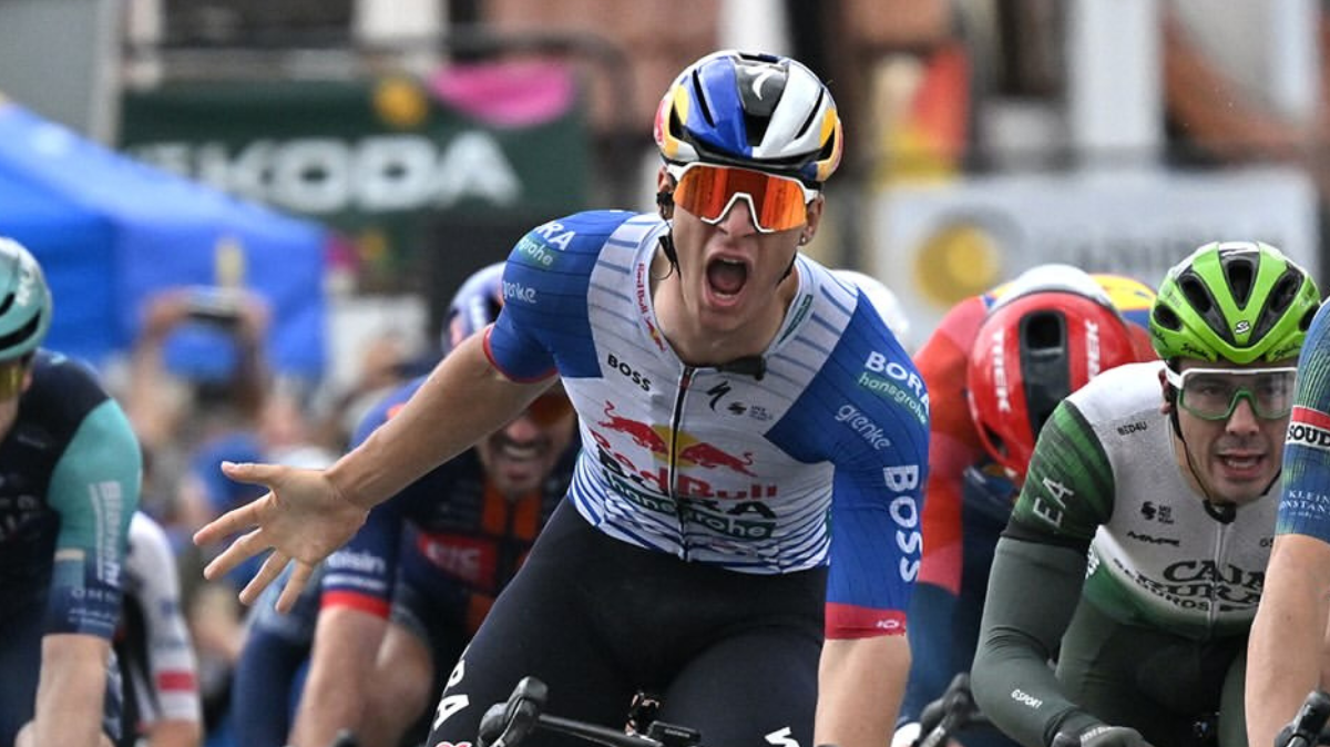 Alessio Magagnotti coiffe Paul Magnier au sprint sur la 2e étape du Tour d’Allemagne