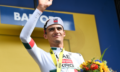 Isaac Del Toro coiffe Paul Magnier sur le prologue du Tour d'Allemagne