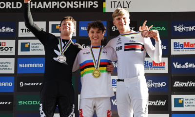 Jackson Goldstone conserve son titre mondial sur la descente de Val di Sole, les Bleus passent à côté