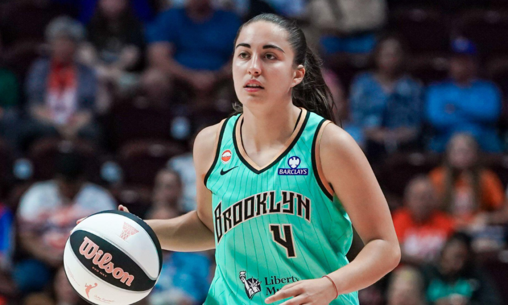 https://dicodusport.fr/blog/wp-content/uploads/2026/08/Marine-Fauthoux-transforme-lessai-et-signe-un-contrat-pluriannuel-avec-le-New-York-Liberty-1000x600.png