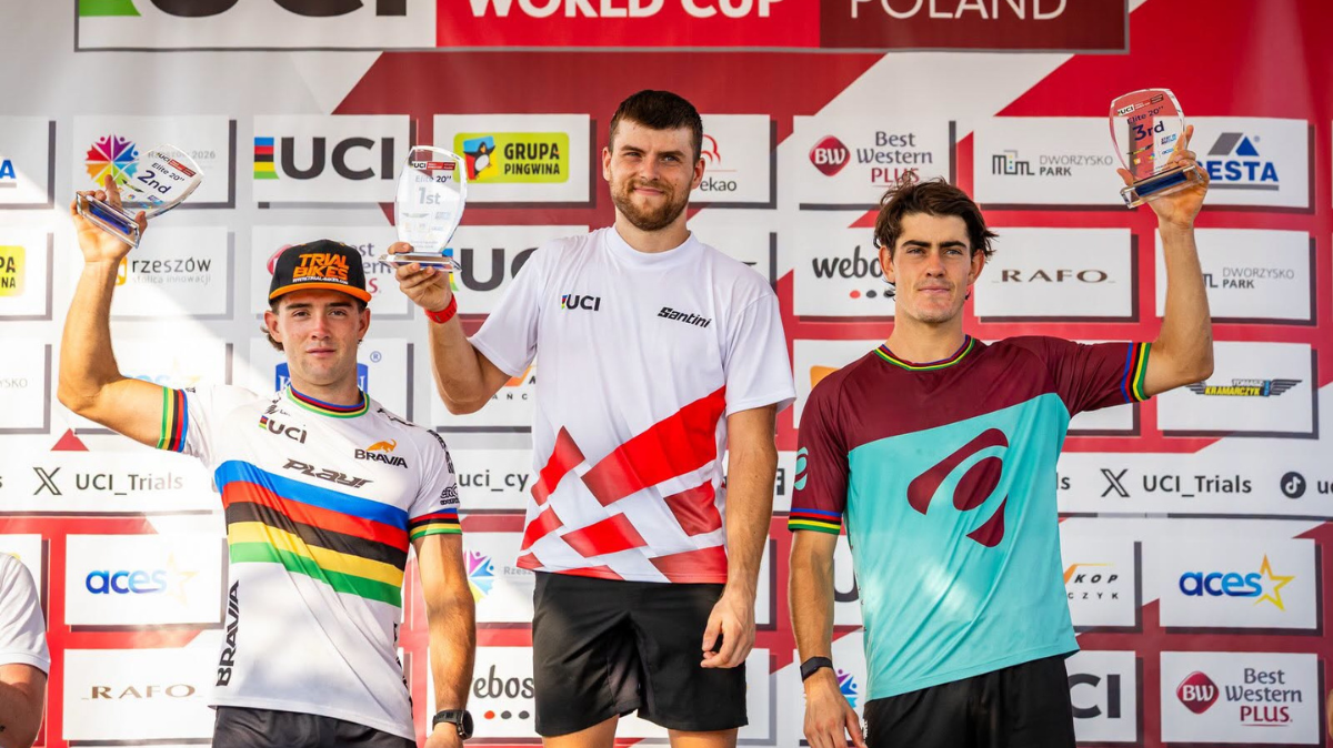 Robin Berchiatti double la mise en Coupe du monde de VTT Trials, Nina Vabre sur le podium