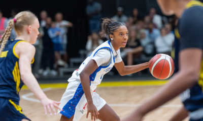 Sans forcer, les Bleuettes s’imposent contre la Suède et rallient les quarts de finale de l’EuroBasket U18