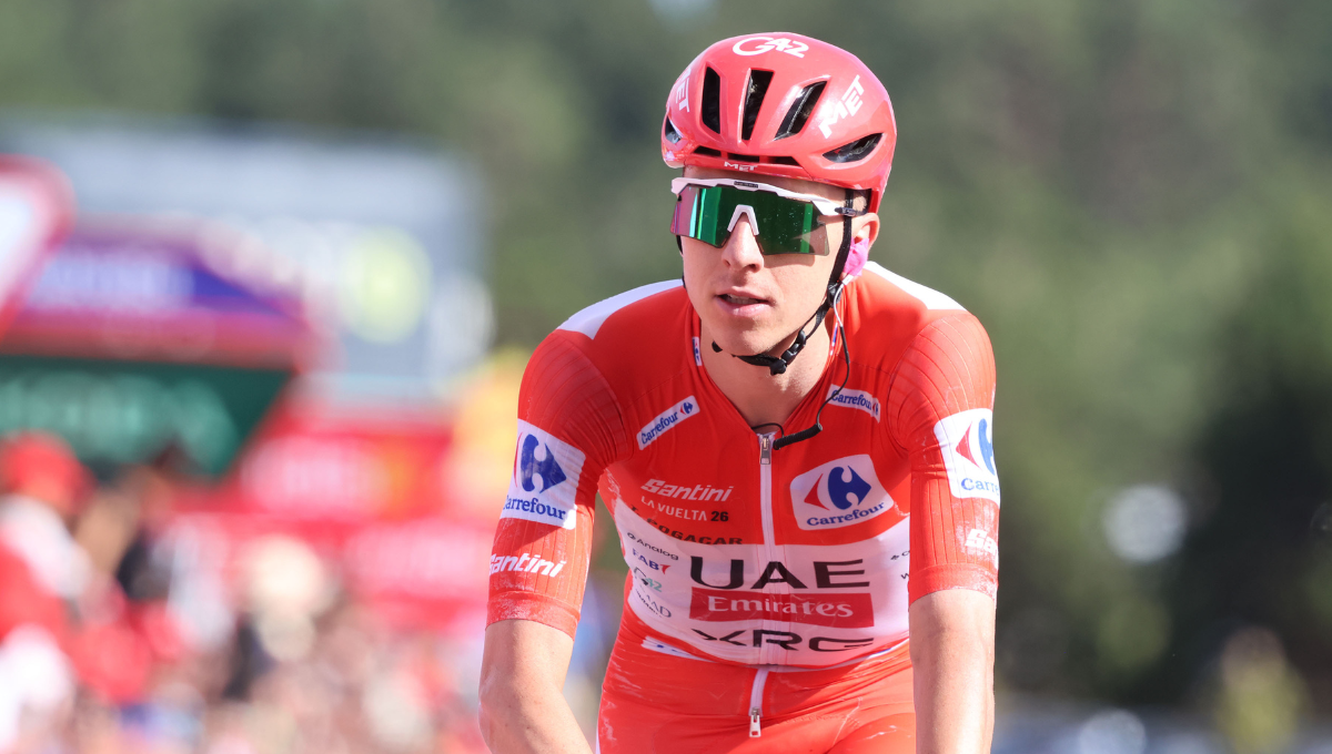 Après sa lourde chute sur la Vuelta, Tadej Pogacar met fin à sa saison 2026 et prolonge jusqu’en 2032