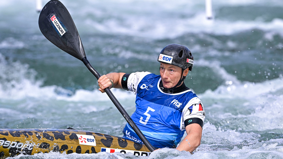 Camille Prigent s’impose sur le kayak cross de Vaires-sur-Marne en Coupe du monde, Joris Hello et Mathurin Madoré sur le podium
