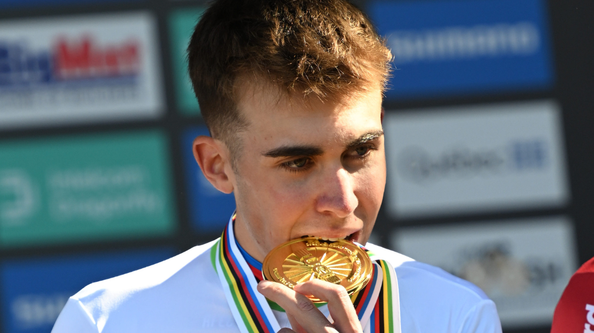 Champion du monde juniors du chrono, qui est Benjamin Noval, la pépite espagnole déjà recrutée par Netcompany INEOS