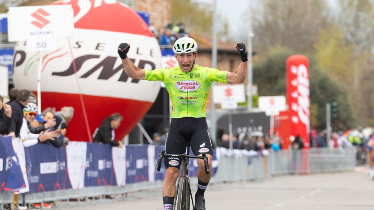 Filippo d'Aiuto résiste au peloton et remporte la 3e étape du Tour des Abruzzes 2026