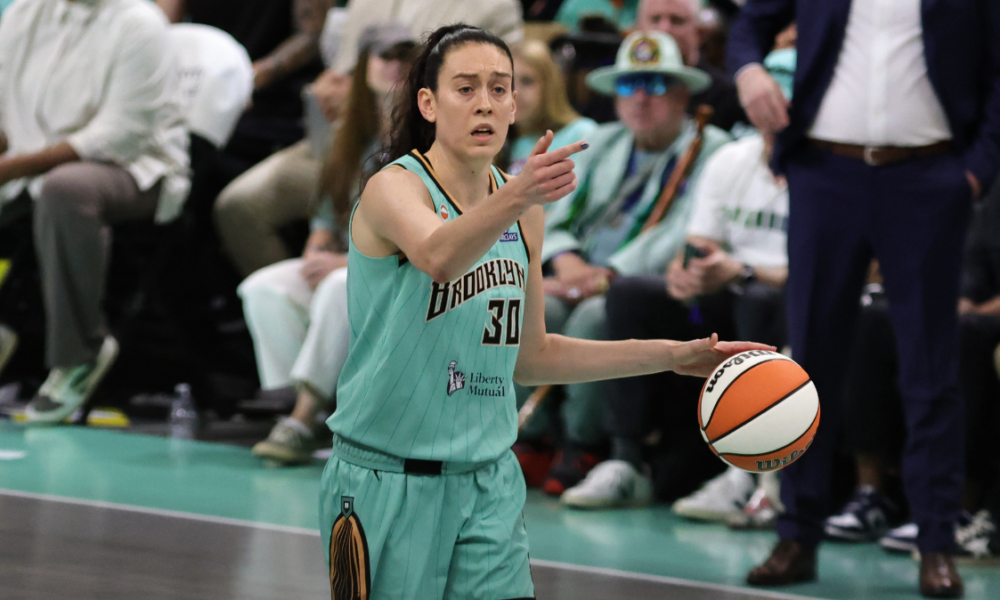 https://dicodusport.fr/blog/wp-content/uploads/2026/09/Le-New-York-Liberty-dune-Breanna-Stewart-intouchable-eteint-le-Lynx-dans-le-match-1-des-playoffs-WNBA-1000x600.png