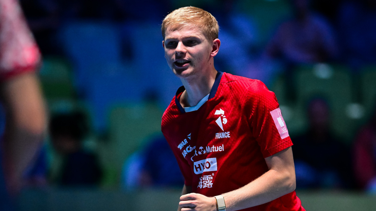 Félix Lebrun bousculé mais qualifié score, résumé et résultats des 8e de simple hommes aux Championnats d’Europe de tennis de table