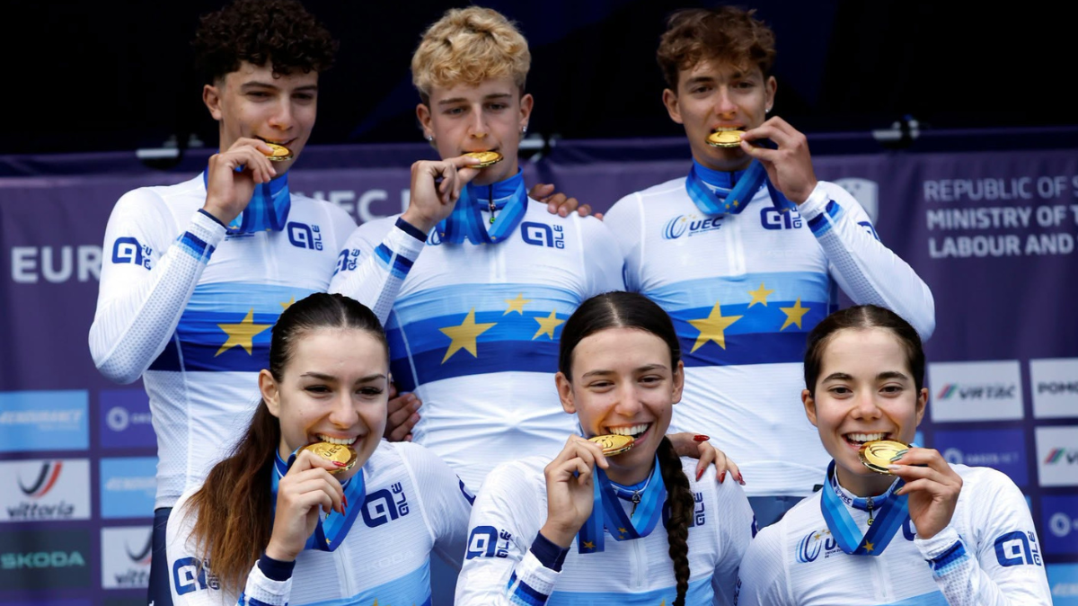 Le classement et les résultats du relais mixte juniors des championnats d'Europe 2026, remporté par l'Italie