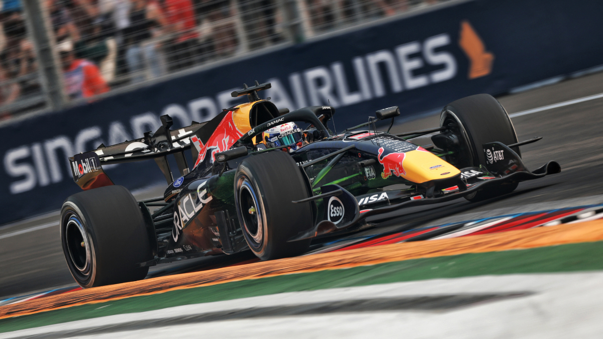 Max Verstappen signe la pole de la course sprint au Grand Prix de Singapour 2026